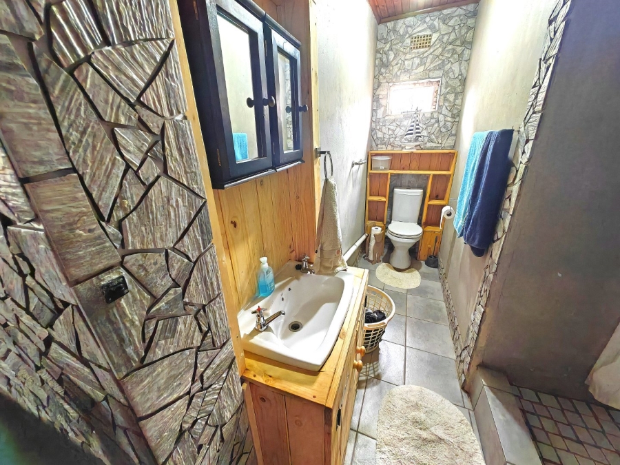 7 Bedroom Property for Sale in Bayswater Free State